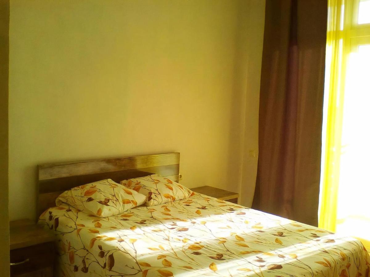 Guest House Marineza โกนิโอ ภายนอก รูปภาพ