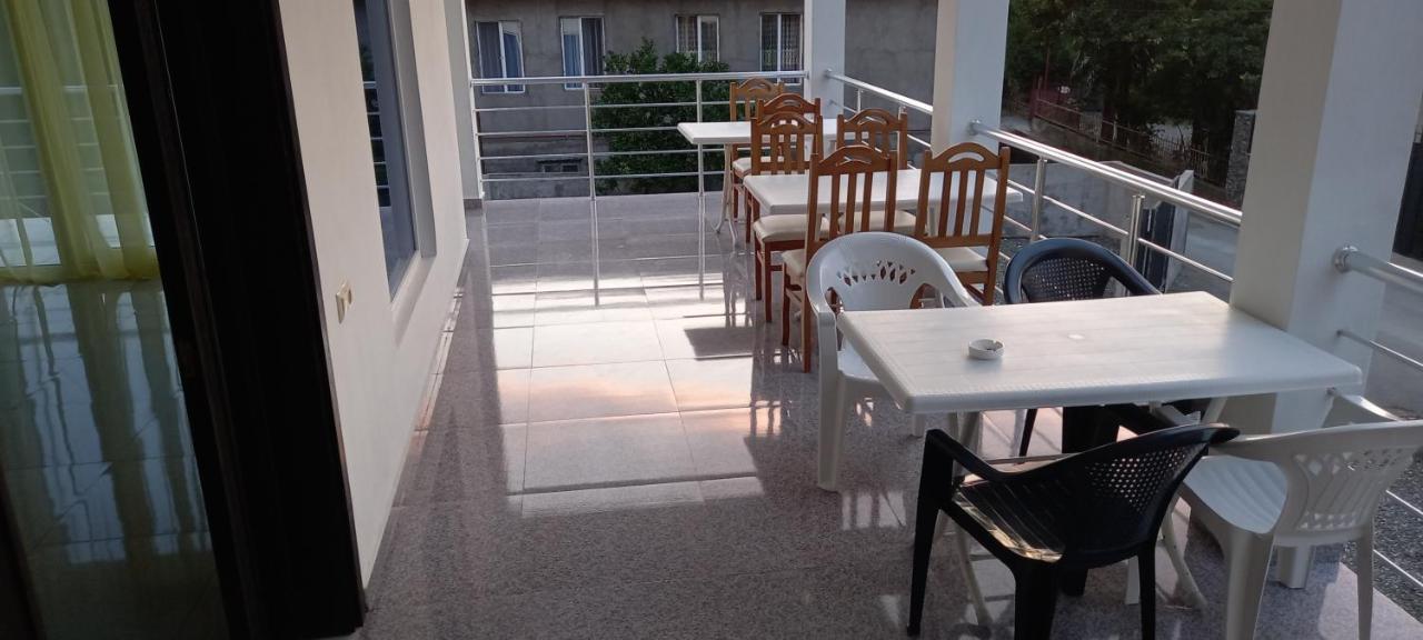 Guest House Marineza โกนิโอ ภายนอก รูปภาพ