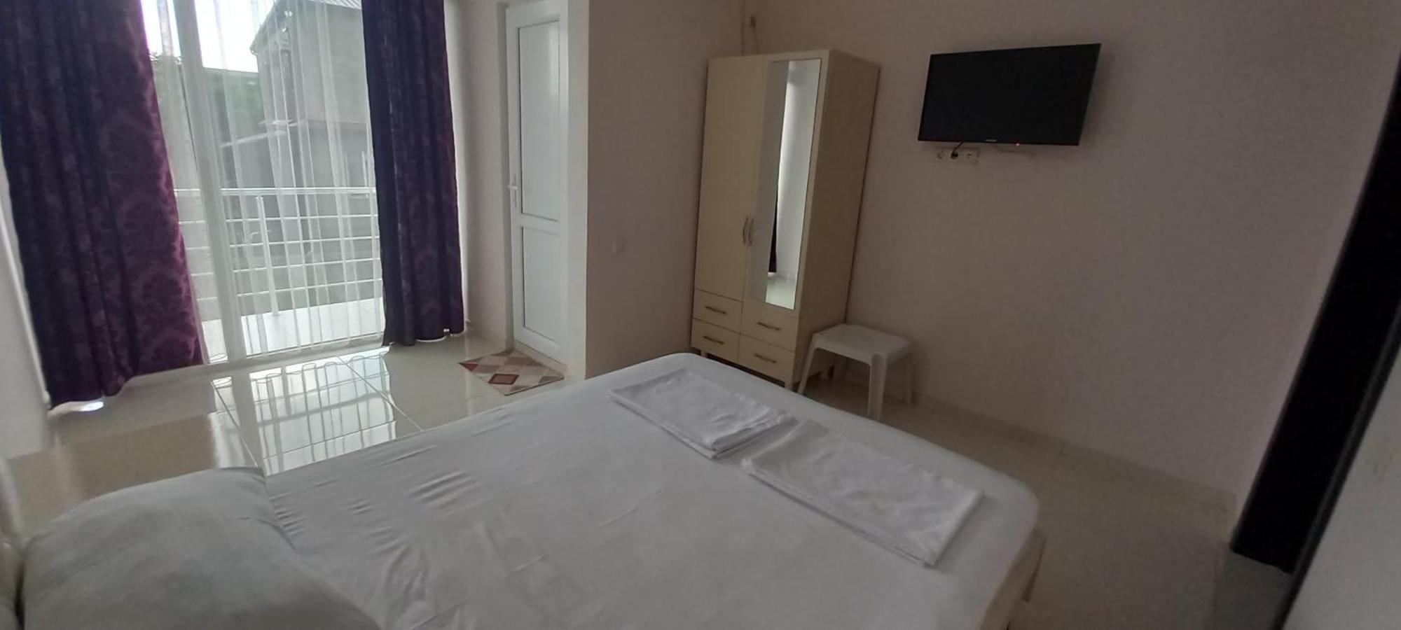 Guest House Marineza โกนิโอ ภายนอก รูปภาพ