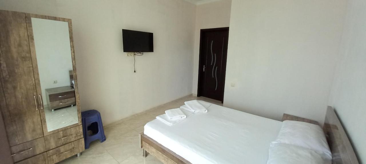 Guest House Marineza โกนิโอ ภายนอก รูปภาพ